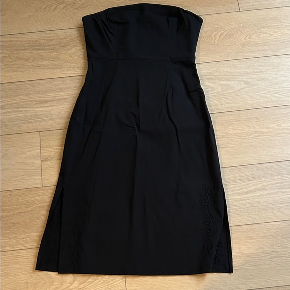 Express Dresses & Skirts - Express strapless dress